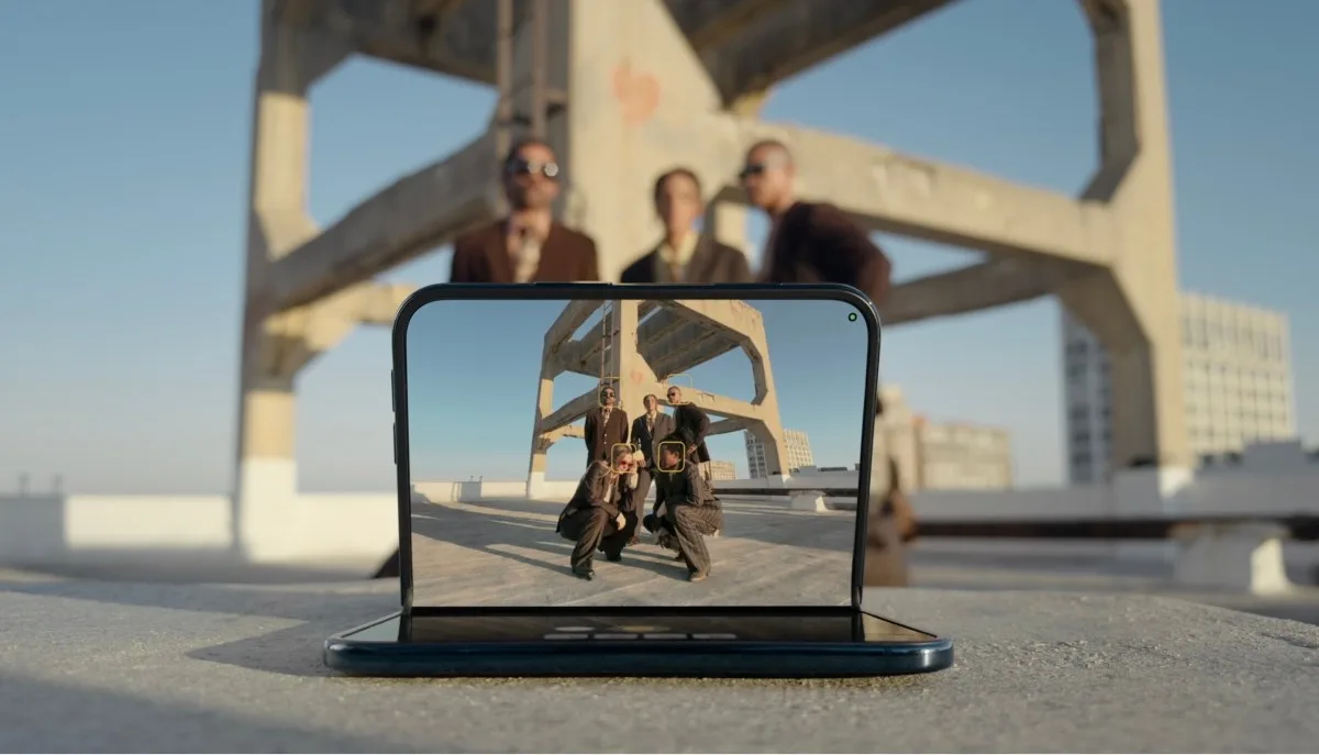 apple dung ai va in 3d de che tao ban le cho dien thoai gap iphone duo