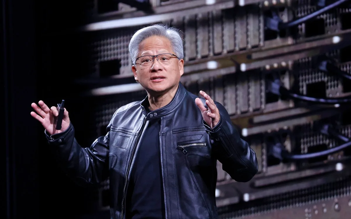 Jensen Huang: Không cần luật AI, để an toàn do các nhà phát triển tự quản lý 1 jensen huang khong can luat ai de an toan do cac nha phat trien tu quan ly