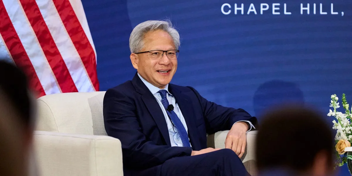jensen huang tuyen bo ky nguyen agi da toi sau khi openai ra mat astra