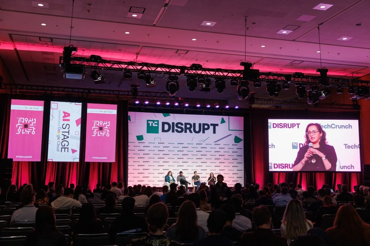 nam buoi hoi thao an toan ai khong the bo lo tai techcrunch disrupt 2026
