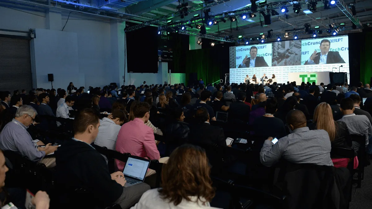 sap het han uu dai ve tham du su kien techcrunch disrupt 2026