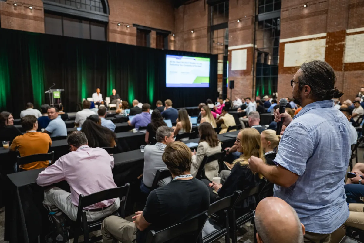 techcrunch founder summit 2026 cac nha sang lap se nghe tu toast bessemer va hon the